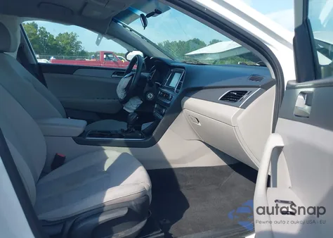 2019 Hyundai Sonata Se z USA, uszkodzony, nr VIN 5NPE24AF0KH787564